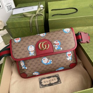 稀少 グッチ×ドラえもん コラボベルトバッグ本物647817 2TJBG 8587