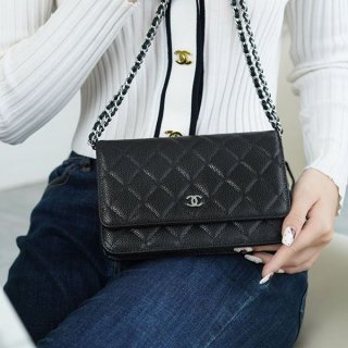 世界中で大人気シャネル CCロゴ チェーンウォレット 本物 shg92283