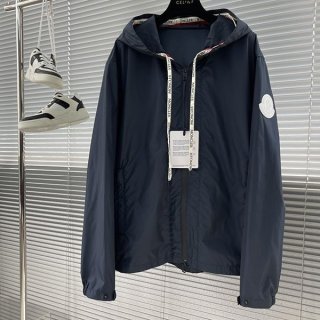 定番人気 モンクレール ロゴ入り フーディー 本物 mot85134