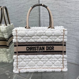 《大人気》ディオール BOOK TOTE トートバッグ 本物 ミディアム dey17625