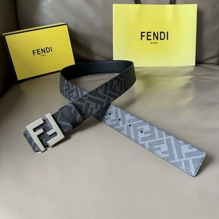 超希少！フェンディ メンズ ベルト 本物 リバーシブル ロゴ プレゼント 4.0cm fez18216