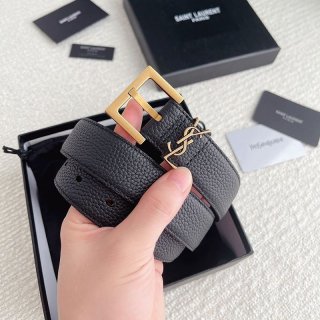 セール新作サンローラン 本物 モノグラム ナローベルト 30mm Sai23584