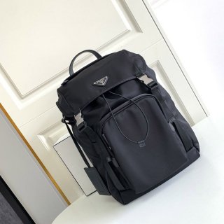 大人気!プラダ新作【ナイロンサフィアーノバックパック 本物】 2VZ135973