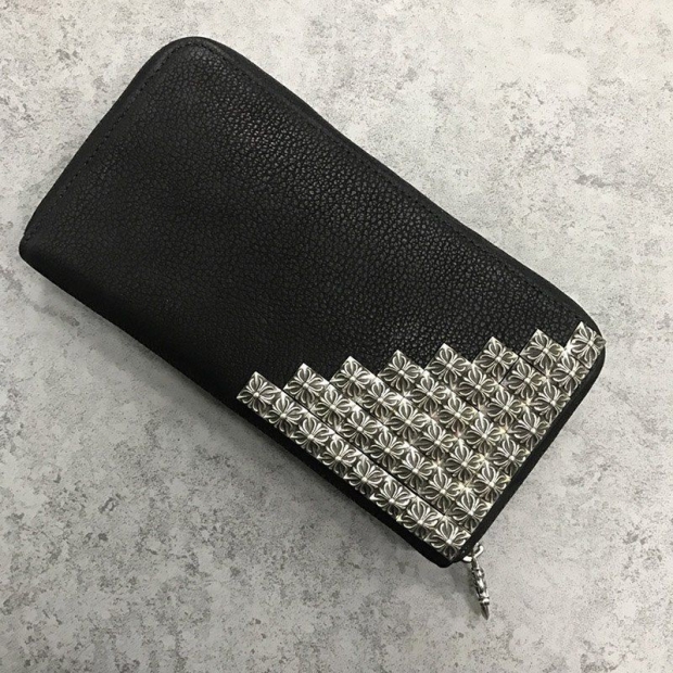 追跡付き発送 クロムハーツ 本物/ RECFピラミッド デストロイBLK長財布 Kuh62681