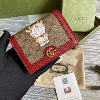 春もの新作 グッチ×ドラえもん 本物【人気コラボ】 二つ折り財布 グッチ ドラえもん guf72131
