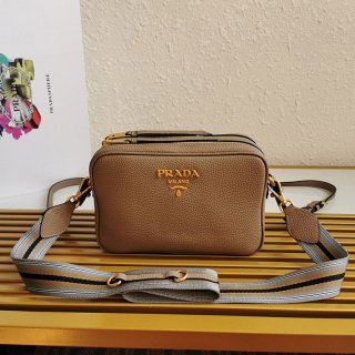 ★日本!!人気!新色 ギフトに最適プラダ 本物ダブルジップ ショルダーバッグ pud22389 ★日本!!人気!新色 ギフトに最適プラダ 本物ダブルジップ ショルダーバッグ pud22389
