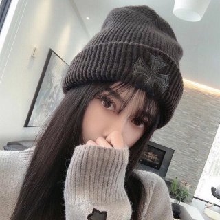 超話題!クロムハーツ ニット帽 ビーニー 本物 Kuj40454