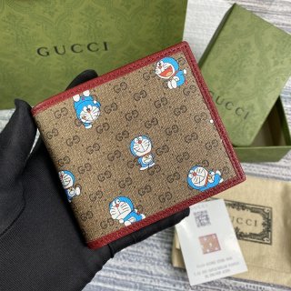 完売前に！グッチ＆ドラえもんコラボ 二つ折り財布 本物 gue43637