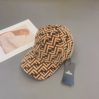 フェンディ FFモチーフ キャンバス 本物 ロゴ ベースボールキャップ