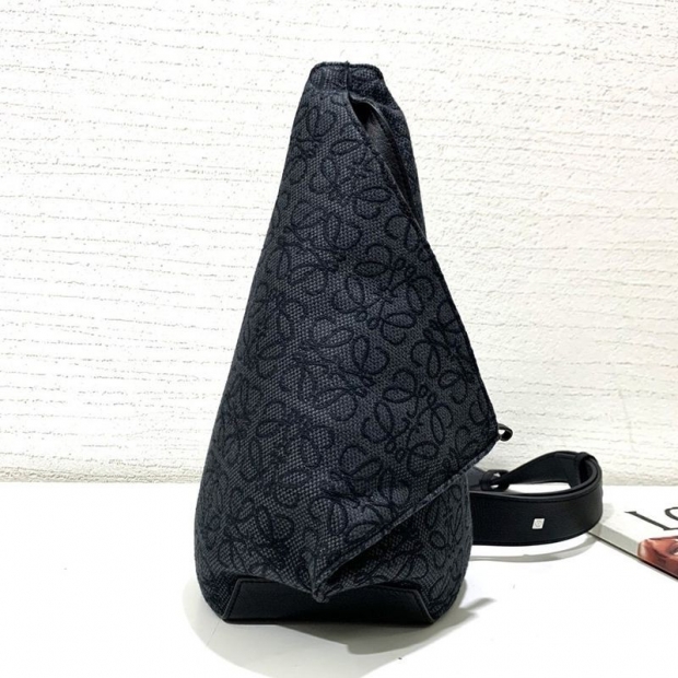 入手困難ロエベ アントン 本物 スリング アナグラムジャカード&カーフ B511A09X07