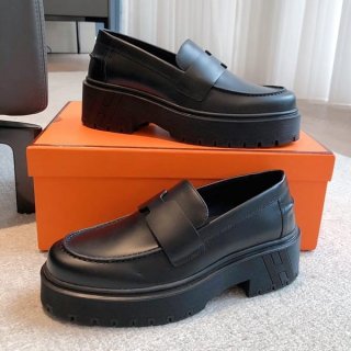 入手困難エルメス 本物 ヒッチモカシン ローファー err43330