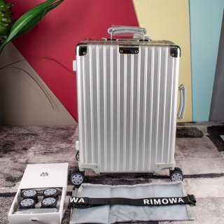 注目度抜群！【リモワ】クラシック "Cabin"スーツケース 本物 riu53694