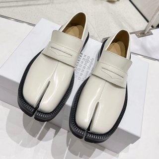 おすすめメゾンマルジェラ 本物 タビ ローファー シューズ Maz35800