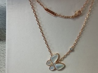 完売必至 ヴァンクリーフ&アーペル＊本物ドゥ パピヨン ペンダント ゴールド vaf74089