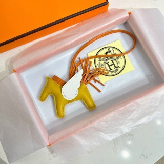 超希少！エルメス ロデオ ペガサス 本物 PM チャーム アニオン×コットン erb92599