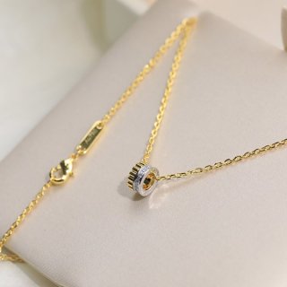一目惚れブシュロン 本物 キャトル ラディアント ペンダント ミニ JPN006491