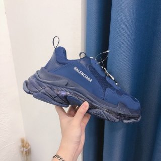 ☆人気☆バレンシアガ スニーカー 本物 シューズ 靴 Triple S トリプルソール 533882W09OM1000