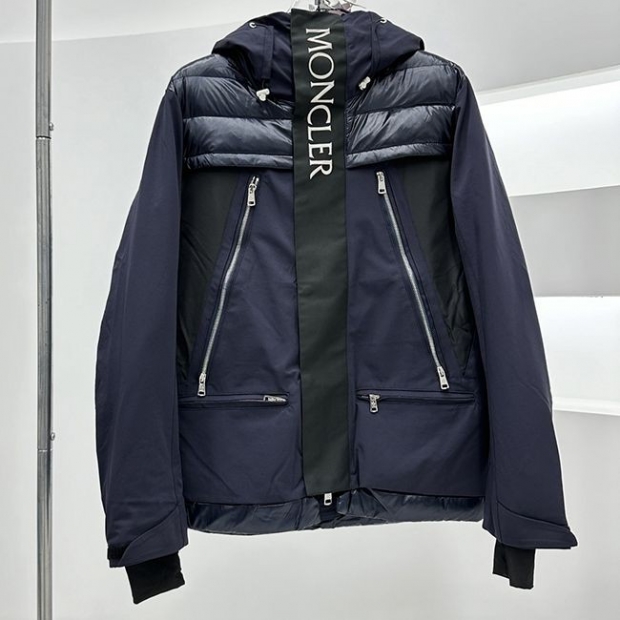 送料込 モンクレール x Kith Parrachee Jacket 本物 mod43439