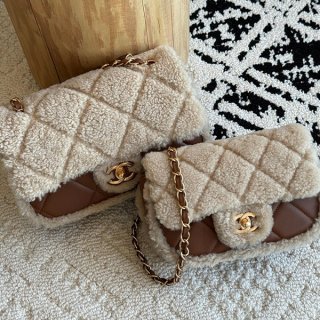 【秋冬のトレンド★】シャネル シアリングフラップバッグ 本物 shg01666