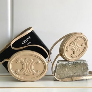 すぐ届くセリーヌ OVAL SHOULDER CLUTCH トリオンフ 本物 Cef35437