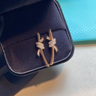 希少色ティファニー Knot ピアス 18K ダイヤモンド 本物 Tik30864