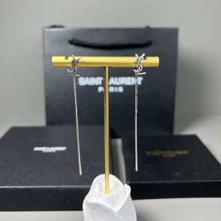 世界中で大人気サンローラン YSLスレッダー オピウム ロゴ ピアス コピー Sas47845 世界中で大人気サンローラン YSLスレッダー オピウム ロゴ ピアス コピー Sas47845