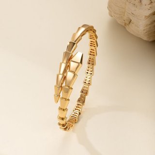 ブルガリ ブレスレット コピー セルペンティ ヴァイパー 18K Bub44672 ブルガリ ブレスレット コピー セルペンティ ヴァイパー 18K Bub44672