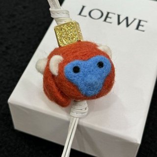 可愛い ロエベ カーフスキン 本物 バッグチャーム lox01895