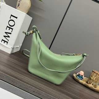 追跡付ロエベ 本物 ハンモックショルダーバック loy88714