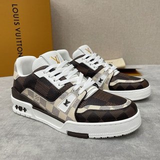 高品質ルイヴィトン スニーカー 本物 トレイナー ダミエ ロゴ 1AASTD