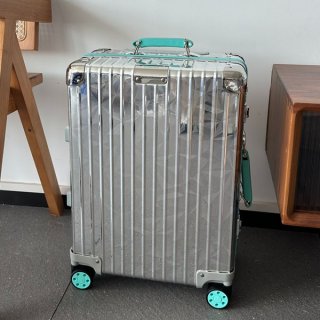 リモワ ティファニー コラボ 本物アンド コーロック カット キャビンスーツケース シルバー riq27386