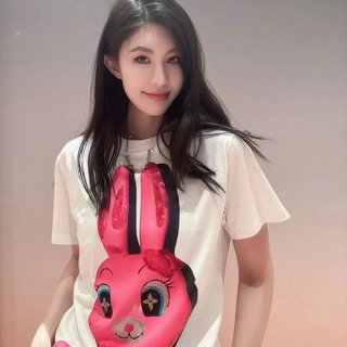 【遊び心あふれる☆】ルイヴィトン スパンコールウサギTシャツ本物 1AFTRW