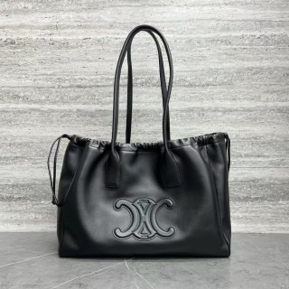 ★日本!!人気！セリーヌ カバ ドローストリング 本物 キュイル トリオンフ バッグ 199973DU338NO