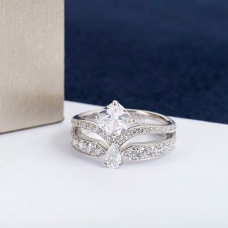 ショーメ 本物 JOSéPHINE AMOUR D‘AIGRETTE」「ジョゼフィーヌ」コレクション アムール デグレット リング shs81711 ショーメ 本物 JOSéPHINE AMOUR D‘AIGRETTE」「ジョゼフィーヌ」コレクション アムール デグレット リング shs81711