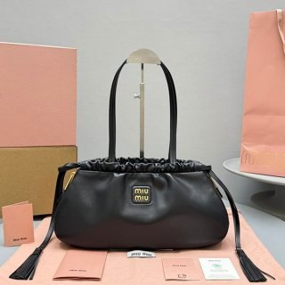 激安価格！ミュウミュウ 本物 レザートートバッグ myh92589