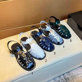ギフトに最適グッチ 本物 ラバー バックル ストラップ サンダル ロゴ 5色 guc95268