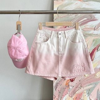 セール新作ミュウミュウ 本物 デニムショートパンツ myc75408