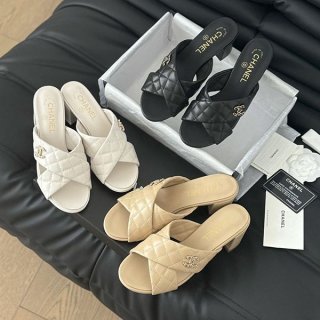 超話題!24s新作 シャネル チェーンダブルCチャンキーヒールサンダル 本物 shc83768 超話題!24s新作 シャネル チェーンダブルCチャンキーヒールサンダル 本物 shc83768