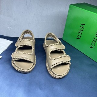 特別sale関税込【ボッテガヴェネタ 本物】ジャック フラット サンダル box19062