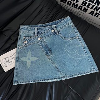 ☆超人気☆ルイヴィトン n級品 ブークレモノグラムミニスカート vuk64770 ☆超人気☆ルイヴィトン n級品 ブークレモノグラムミニスカート vuk64770