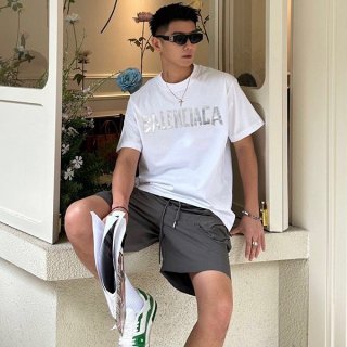 注目度NO.1 バレンシアガ ロゴTシャツ 本物ユニセックス bav99249 注目度NO.1 バレンシアガ ロゴTシャツ 本物ユニセックス bav99249