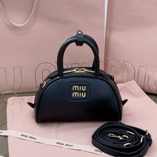 完売必至 ミュウミュウ レザー トップハンドルバッグ 本物 myz05339