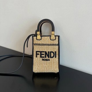 すぐ届 フェンディ 本物 サンシャインミニショッパーバッグ（ストロー素材） fea24479