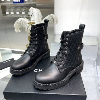 定番シャネル 本物 レースアップ レザーアンクルブーツ she70717 定番シャネル 本物 レースアップ レザーアンクルブーツ she70717