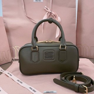 注目★ミュウミュウ レザー ロゴ ショルダー 本物トップハンドルスモールバッグ myd30892