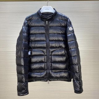 超希少！ モンクレール 本物 メンズ スタンドカラー ダウンジャケット mog64623