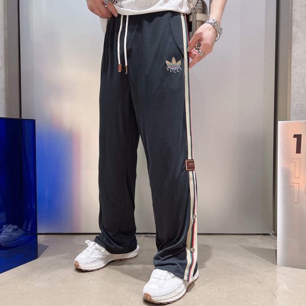 お洒落にグッチ×アディダス ウェブジョギングパンツ 本物 guo97149