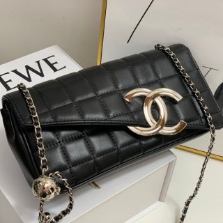 シャネル チェーンショルダーバッグ 本物 CCチェーン shh79836