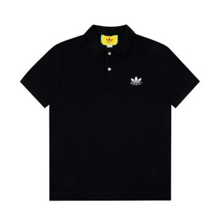 可愛いデイリーコーデにアディダス x グッチ 本物 トレフォイルプリントTシャツ guf72947