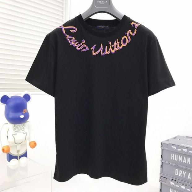 超話題!◆ルイヴィトン Tシャツ 本物 トップス 半袖 メンズ レッド vuk63558